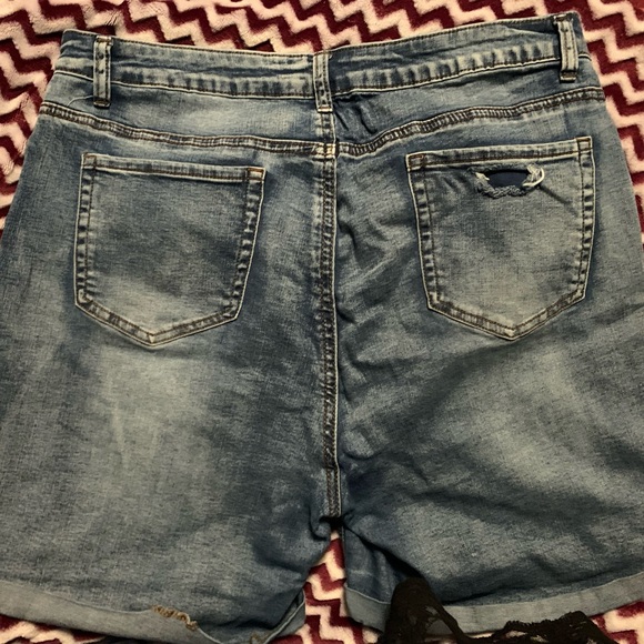 Blue Savy distressed shorts sz20 - Picture 3 of 3